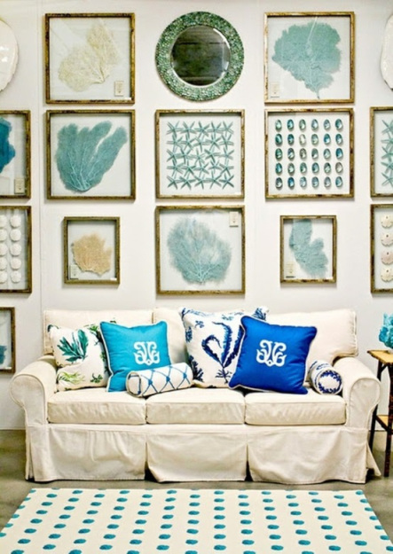 how-to-create-a-gallery-wall-coral-coastal