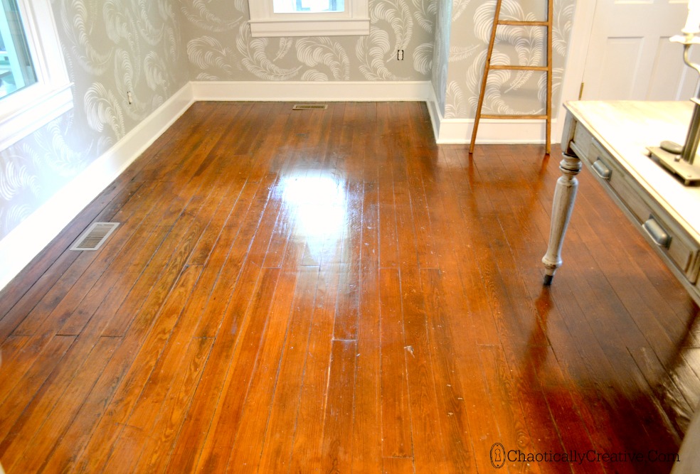 Transform Your Hardwood Floors with Quick Shine Floor Finish