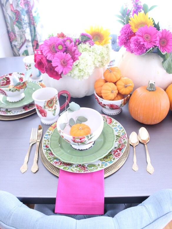colorful fall tablesetting