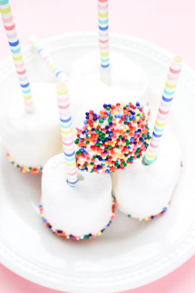 Easy Sprinkle Marshmallow Pops - Chaotically Creative